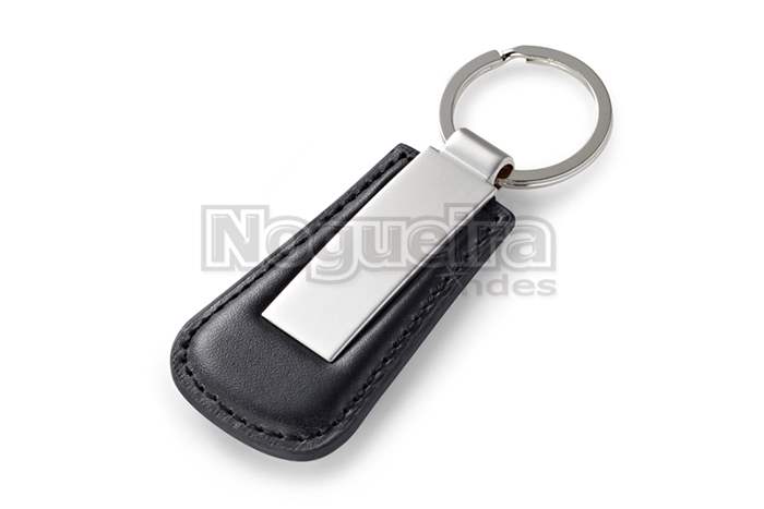 Chaveiro de Couro com Metal