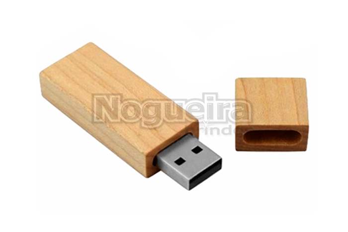 Pen Drive de Madeira com Tampa Personalizado